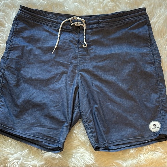 Billabong Blue Board Shorts Men's Sz 36